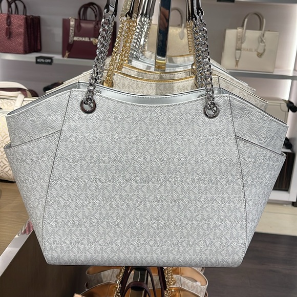 MICHAEL KORS 
Jet Set Travel Large Signature Chain Shoulder Tote Bag
Silver 
NWT - Picture 5 of 16